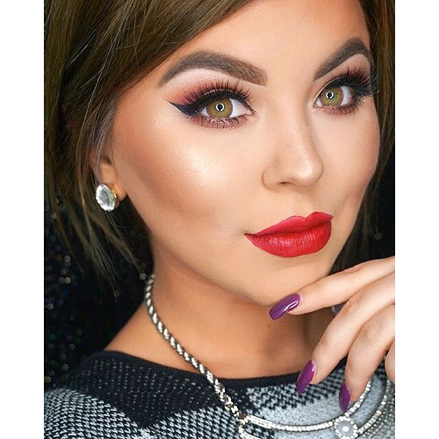 4 Tone Honey Colored Contacts