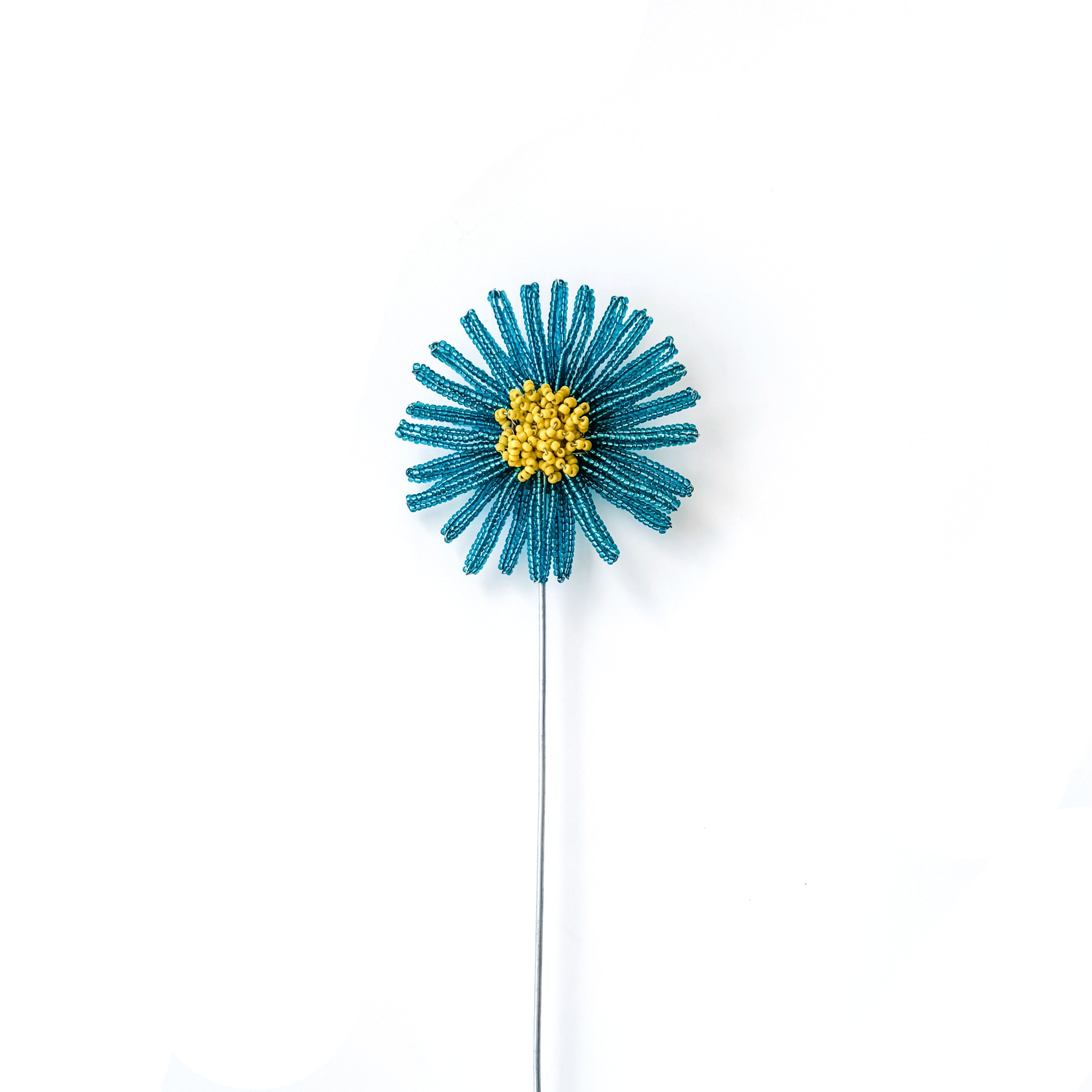 Beaded Daisy Plant Stake