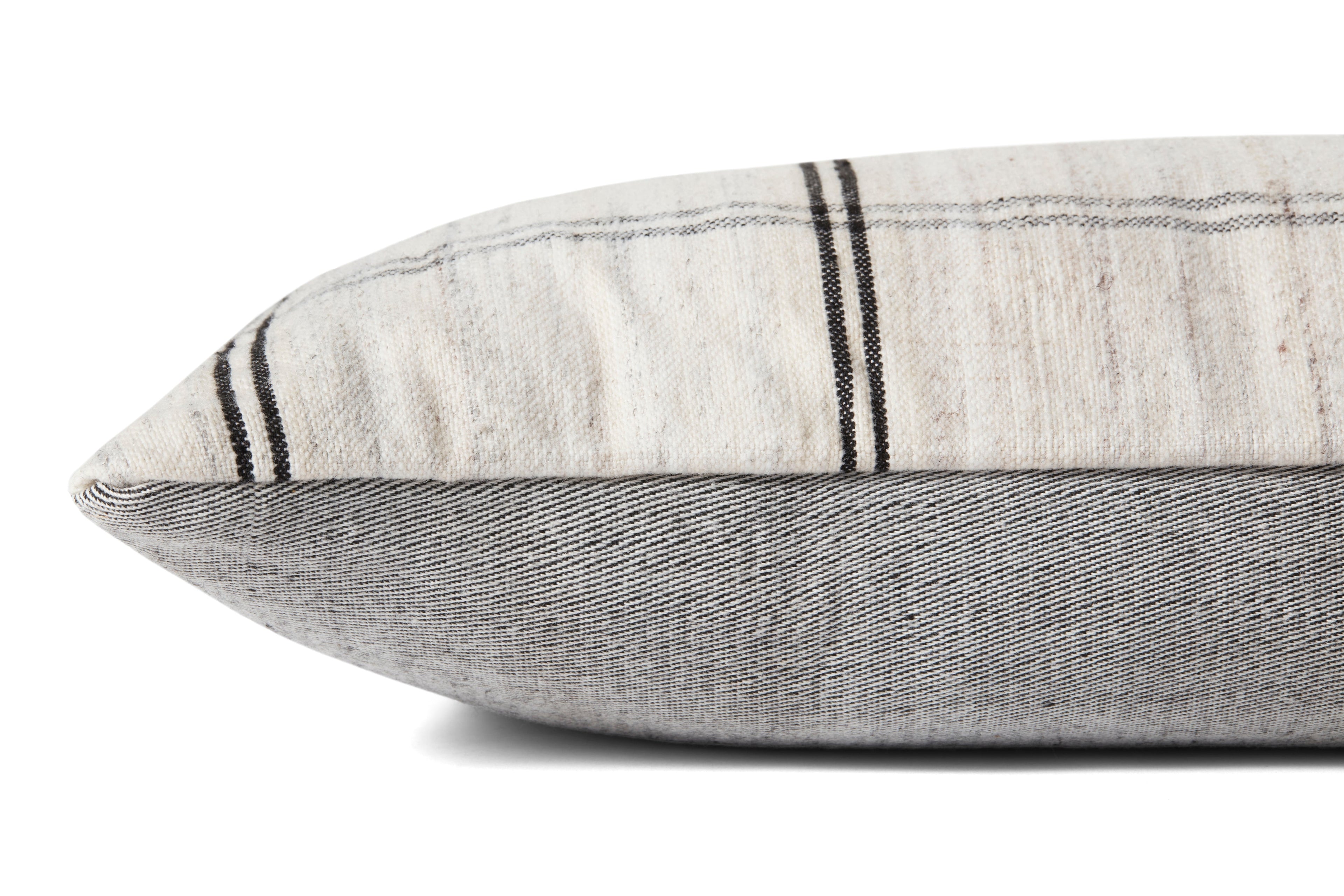 Amber Lewis Bell Pal0024 Black / White Pillow