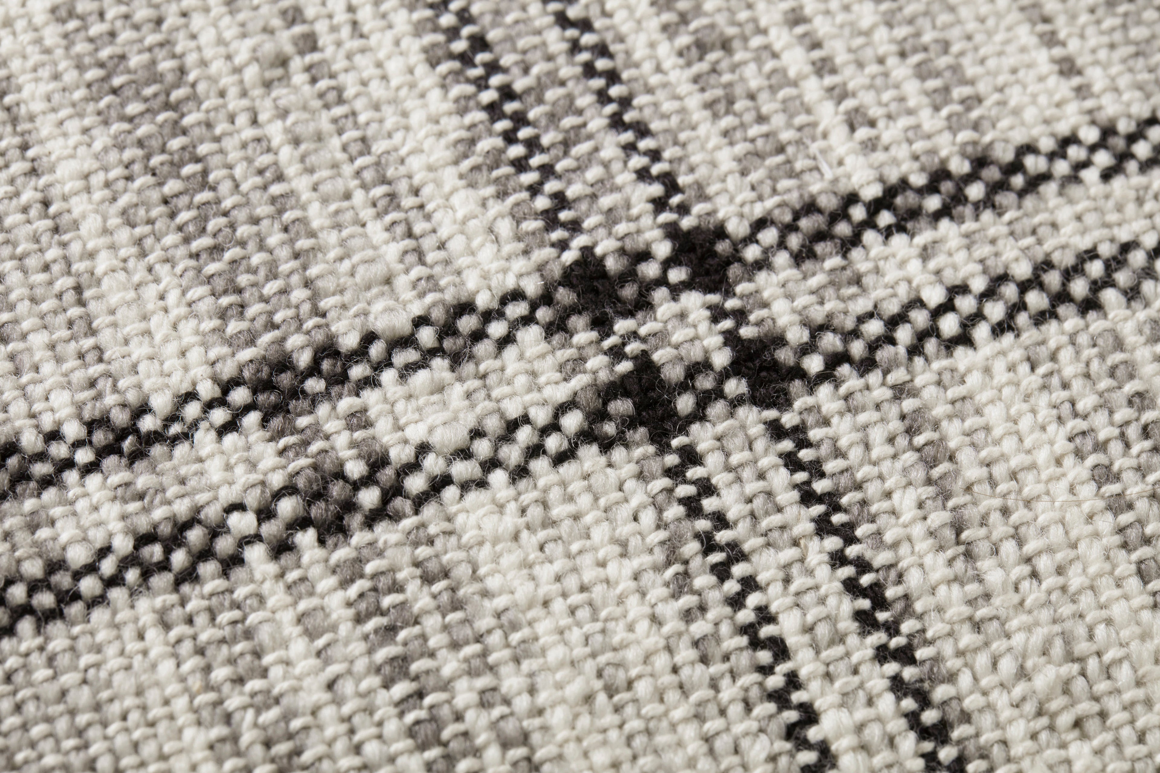 Amber Lewis Dalia Pal0029 Ivory / Granite Pillow