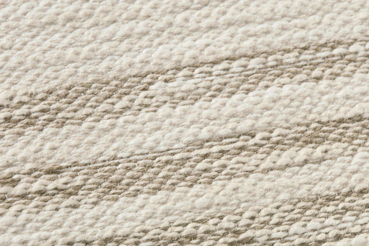 Amber Lewis Jay Pal0026 Ivory / Sand Pillow